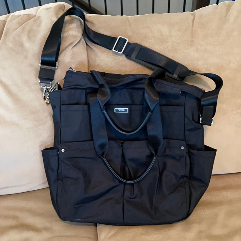 TUMI travel tote